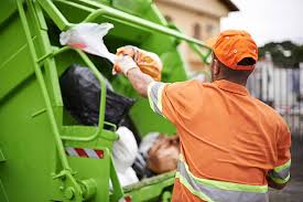 Best Yard Waste Removal  in Willard, UT